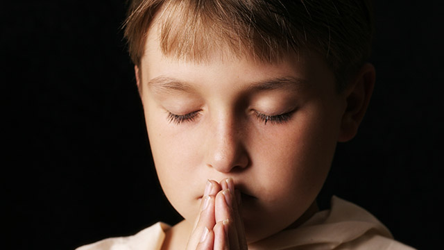 Junge am Beten | (c) unbekannt
