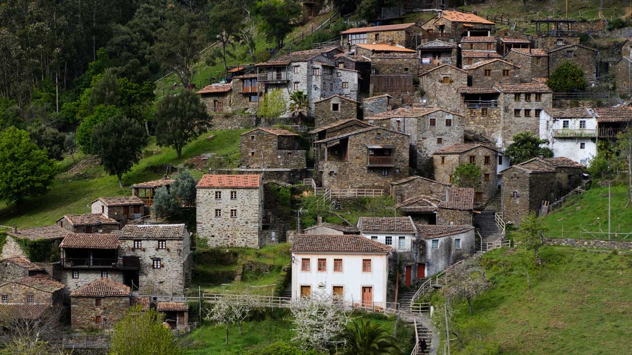 Steinhäuser von Candal, Portugal